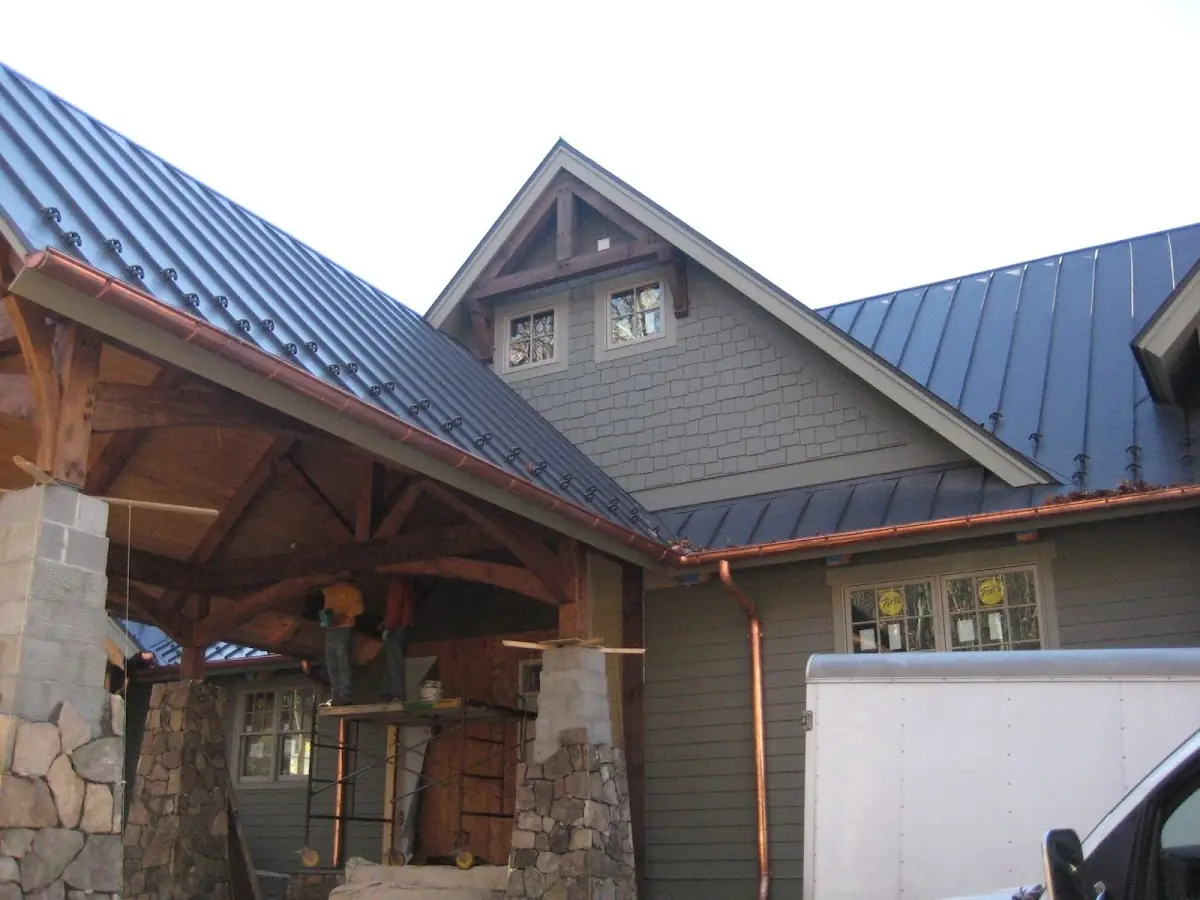 Craftsman Roofing team delivering quality roofing work in Goodpasture